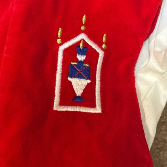 Vintage Boys N Berries Toddler 2T Red Velvet Toy Soldier Embroidered Romper Suit - Picture 2 of 6